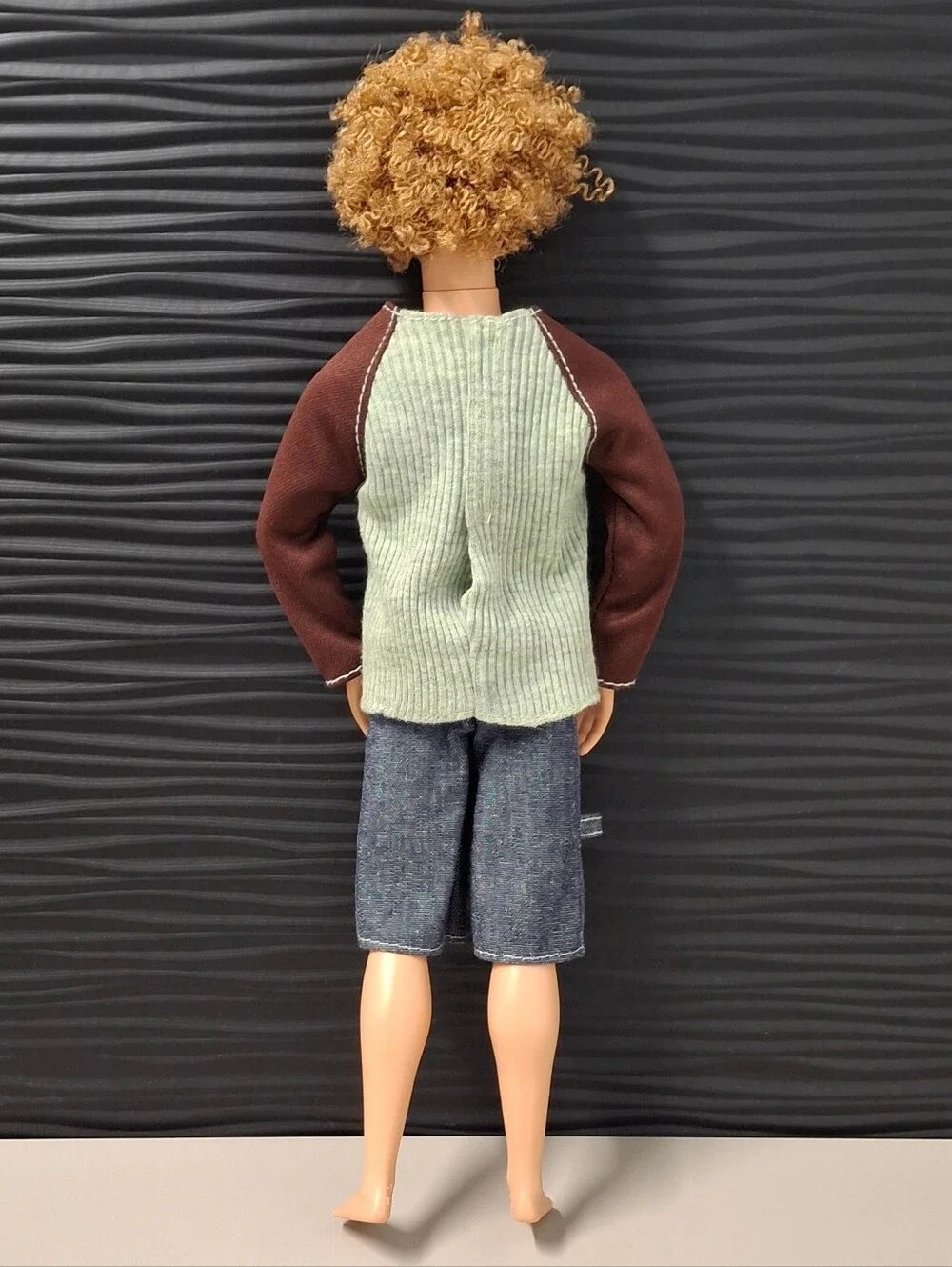 Mattel My Scene Bryant Doll Articulated Rooted Curly Hair Original Clothing 2002